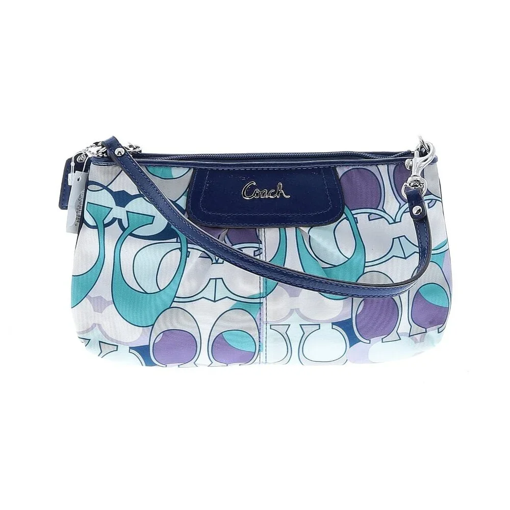 NWT Coach Daisy Kyra Scarf Logo Print Large Wristlet Clutch Rare Find - Picture 1 of 7